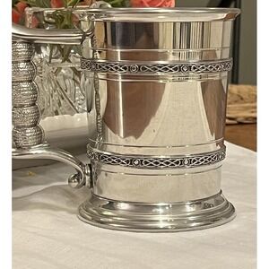 Pewter mug with Celtic Braid‎ Borderand fancy handle Sheffield England